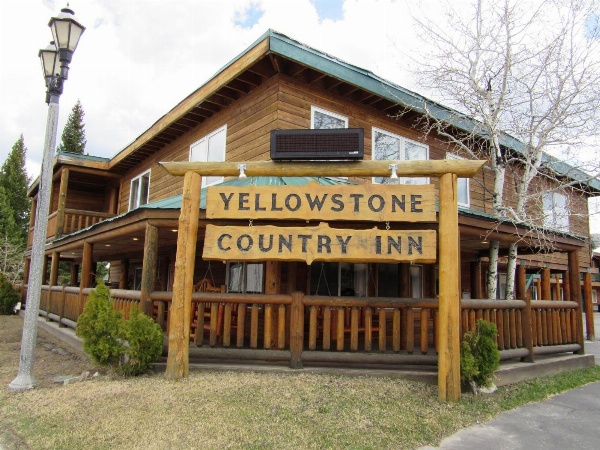 Yellowstone Country Inn image 1
