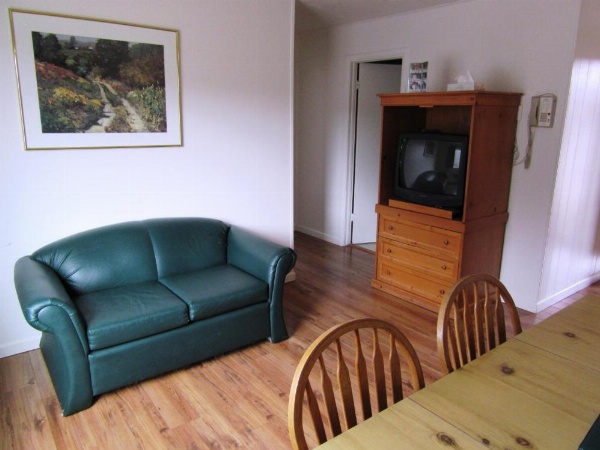 Yellowstone Country Inn image 16