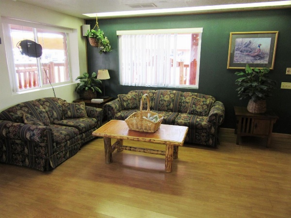 Yellowstone Country Inn image 7